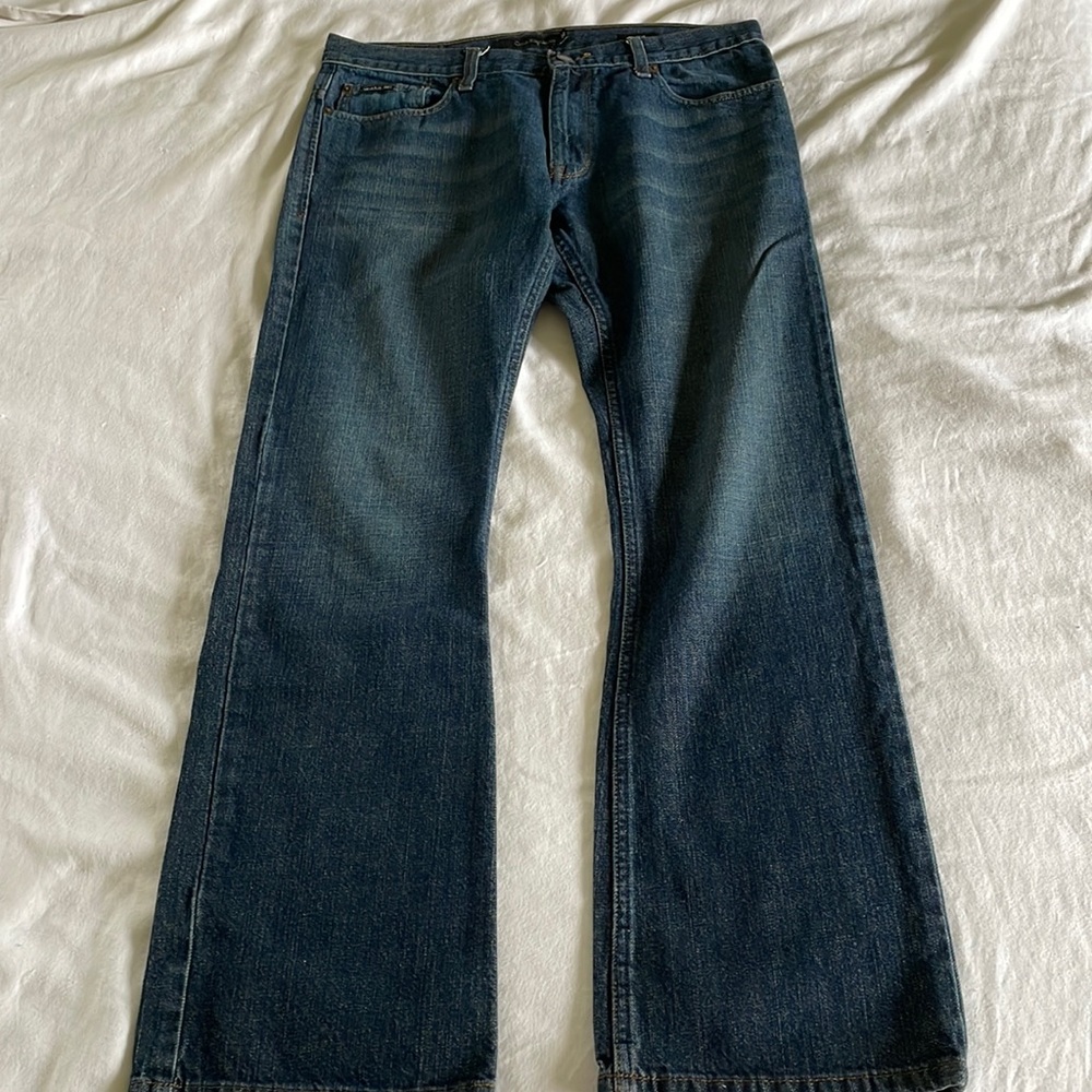 Calvin Klein Jeans, Denim Bootcut Jeans, Men’s Waist 32, Dark Wash Denim.